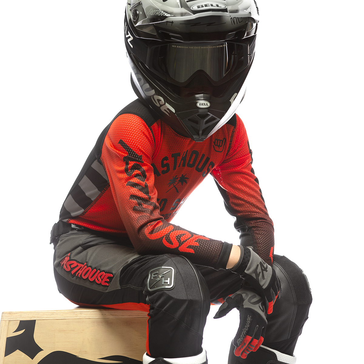 Youth A-C Grindhouse Asher Kit - Red_Pose2